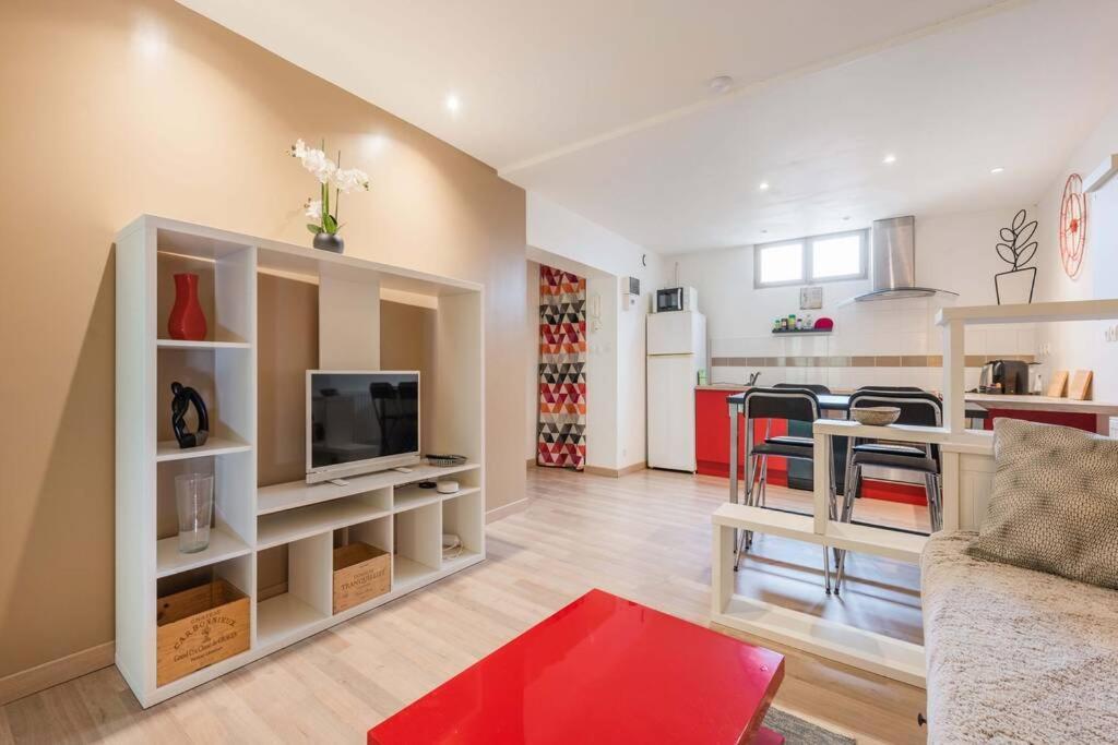 Studio Next To Bordeaux City Center With A Terrace Begles Bagian luar foto